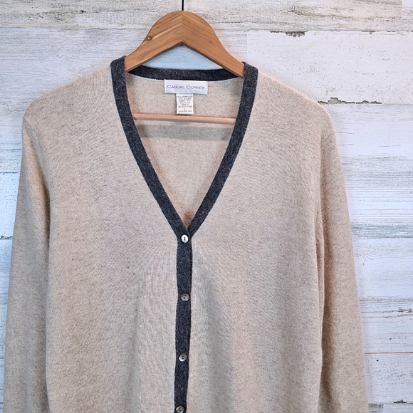 VTG Casual Corner Womens Lambswool Angora V-Neck Cardigan Large Beige Grunge 90s - Picture 6 of 12